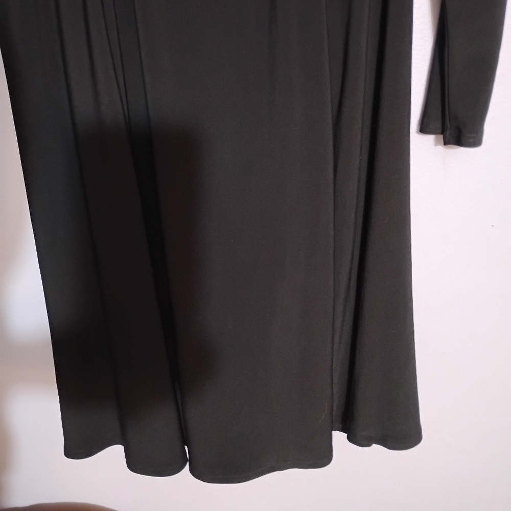 Jones New York Black and Cream Long Sleeve Dress with Tie Front - Picture 7 of 8